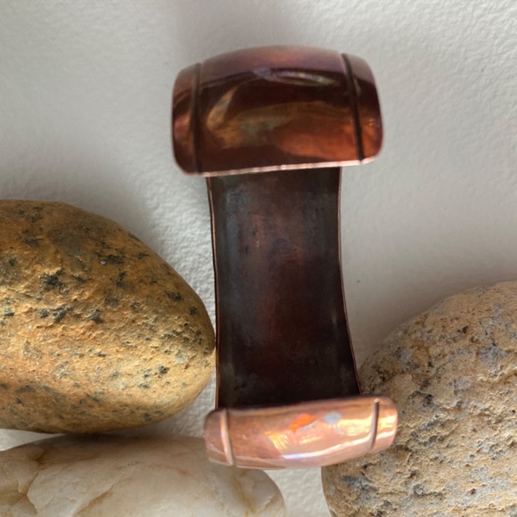 “HOST PICK” Vintage Copper Cuff Bracelet Signed - Picture 7 of 7